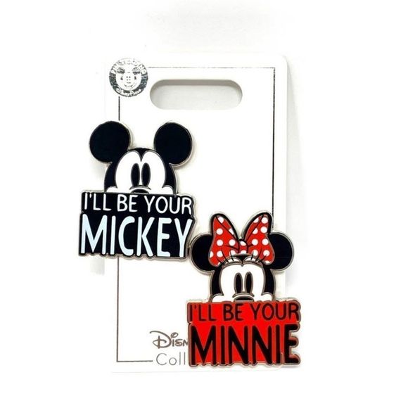 Mickey & Minnie Pin Set